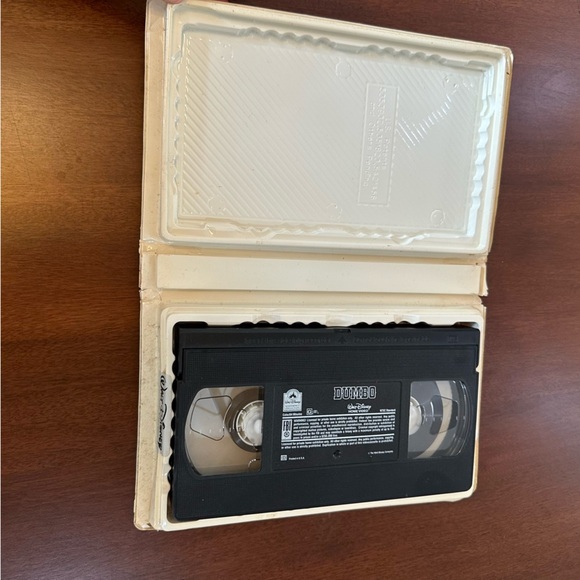 Disneys Masterpiece Collection Vintage VHS Tapes Qty 5 total as Shown in photo - Picture 2 of 16